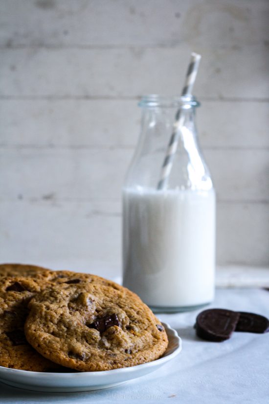 Fles melk en koekjes